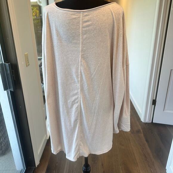 Free People - Pillow Talk Pullover - Sold Out (NWOT) - Picture 7 of 9